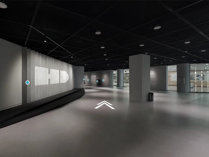 현대자동차 <오래된 전시> VR투어 서비스 개발